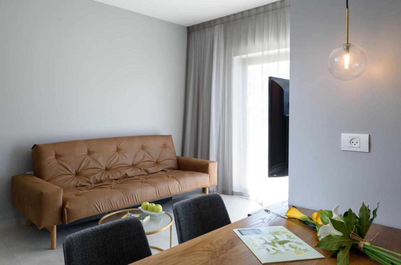 The Roof - By Sea Land Suites Tel Aviv Eksteriør bilde